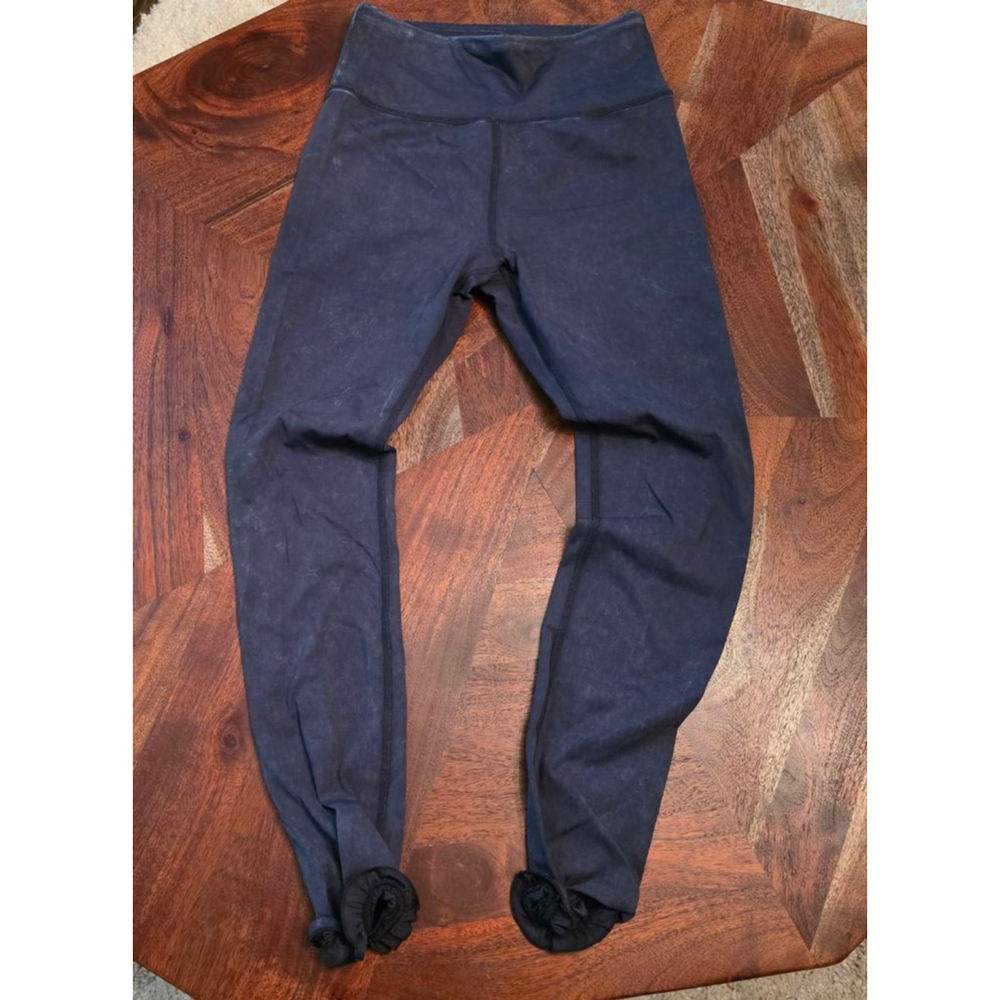 Women's JoyLab charcoal Washed Leggings with Ruffle Cuffs Size Small